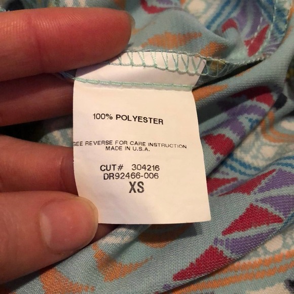 Geometric Print Lush Dress with Cut Out Neck - Picture 5 of 9